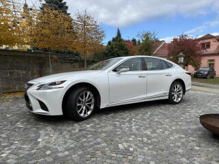 Lexus LS 500h 3.5 /264kW