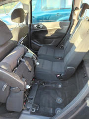 Peugeot 307 (2004) 1.6 /80kW, 7míst, panorama - náhled 16