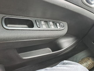 Peugeot 307 (2004) 1.6 /80kW, 7míst, panorama - náhled 31