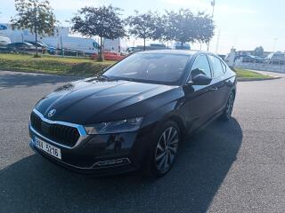 �koda Octavia 2.0TSI DSG STYLE 4x4 | Z�RUKA