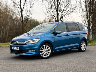 Volkswagen Touran 2.0/110kW, HIGHLINE,TA�N�,LED