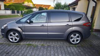 Ford S-MAX 2.0 TDCi 11/2014 servisov�no