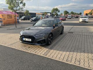 Audi A4 Avant Quattro 
