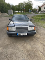 Mercedes-Benz 124 