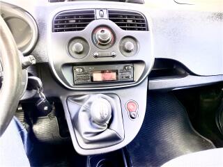 Renault Kangoo v�ce��elov� servis.v autoserv.