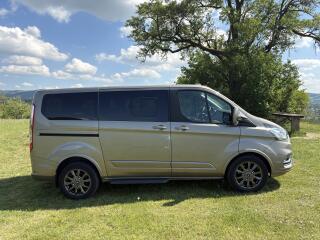 Ford Tourneo Custom 2.0 EcoBlue 
