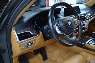 BMW Řada 7 (2017) 6.6 /448kW,xDrive,V12TwinTurbo - náhled 11