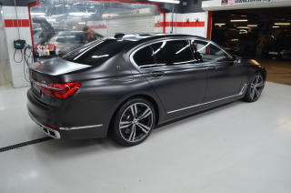 BMW Řada 7 (2017) 6.6 /448kW,xDrive,V12TwinTurbo - náhled 4