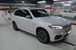 BMW X5 3.0 /280kW, X5 M50d