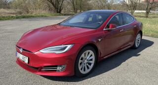 Tesla Model S /415kW