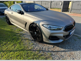 BMW 4.4 /390kW