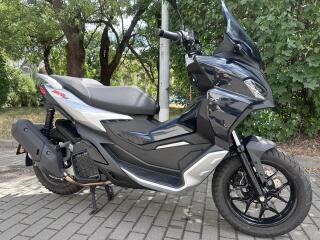 Aprilia SR GT 200 Prod�m sk�tr Aprilia SR GT 200