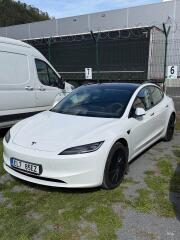 Tesla Model 3 standard - zadokolka