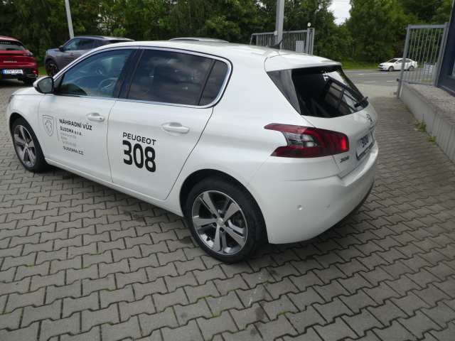 Peugeot 308 1.2 puretech turbo allure pack eat8 GB-N711904