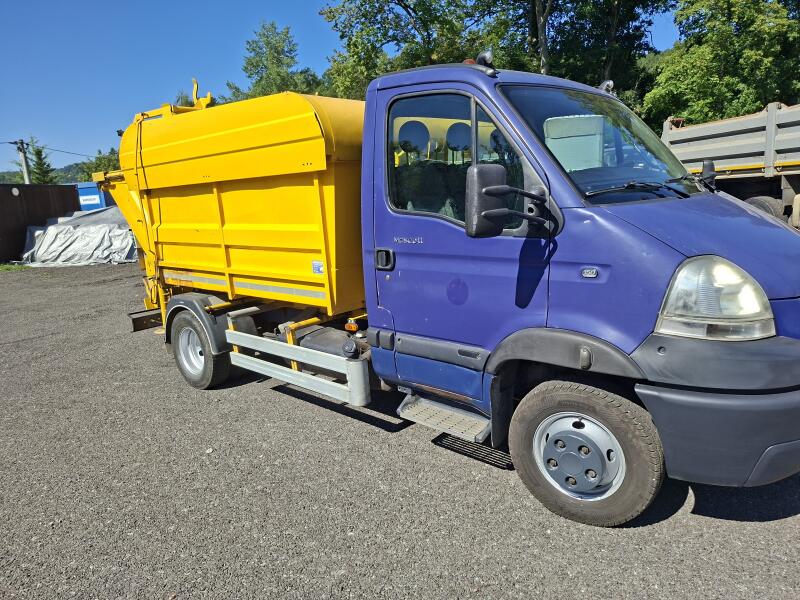 Renault Mascott
