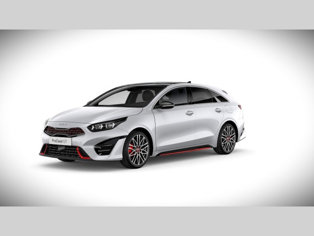 Kia ProCeed GT 1.6 T-GDI 150 kW SKLADEM