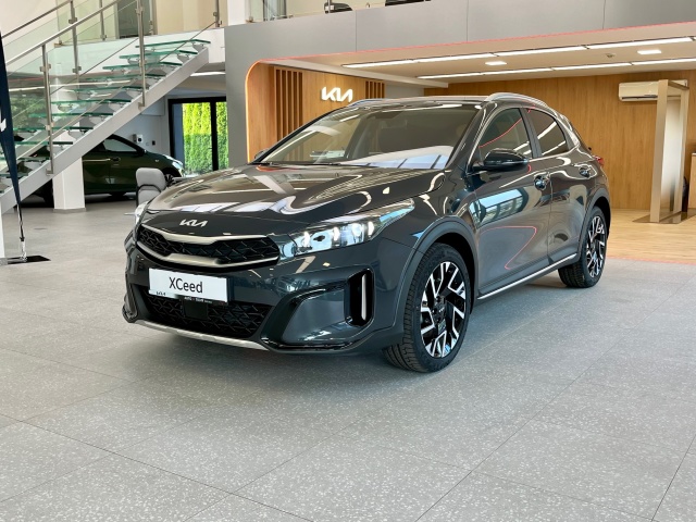 Kia XCeed TOP 1.5 T-GDI GPF 7DCT SKLADEM