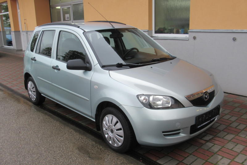 Mazda 2