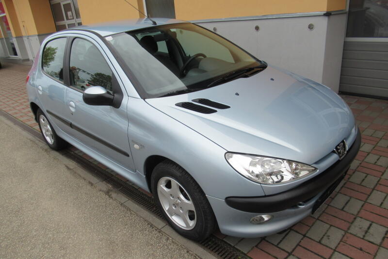 Peugeot 206
