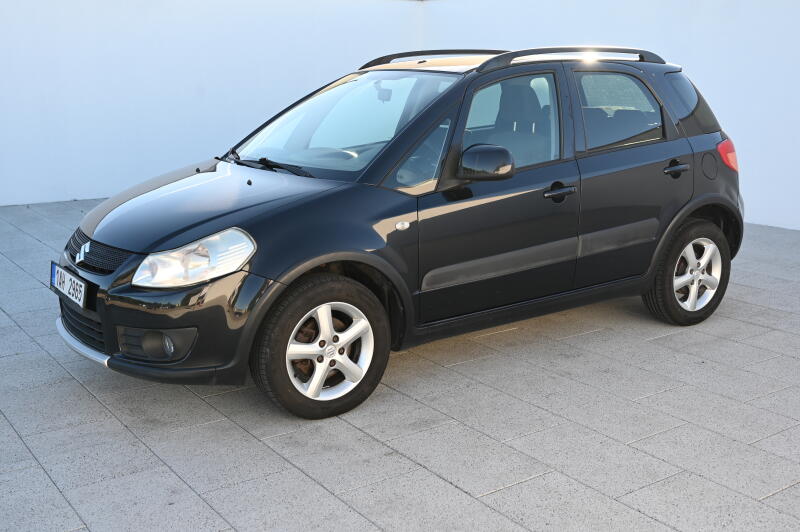 Suzuki SX4