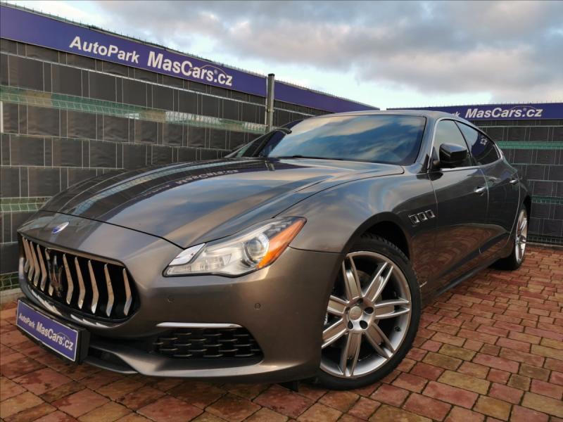 Maserati Quattroporte