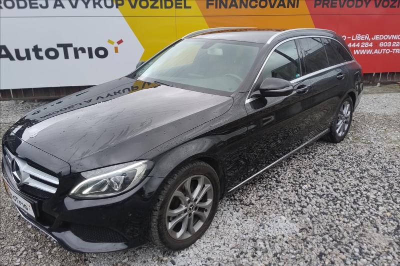 Mercedes-Benz Triedy C