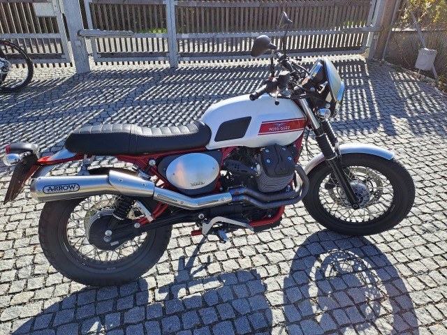 Moto Guzzi V7 II Stornello