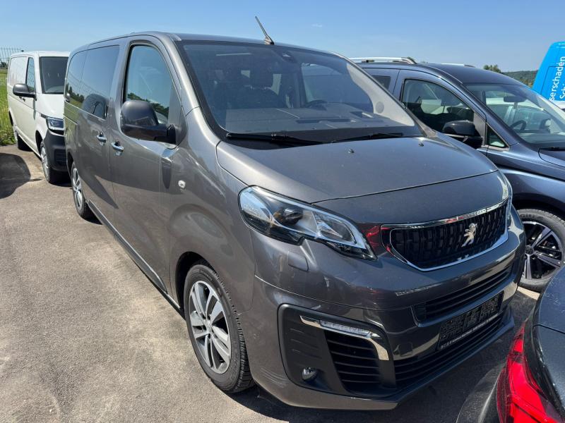 Peugeot Traveller