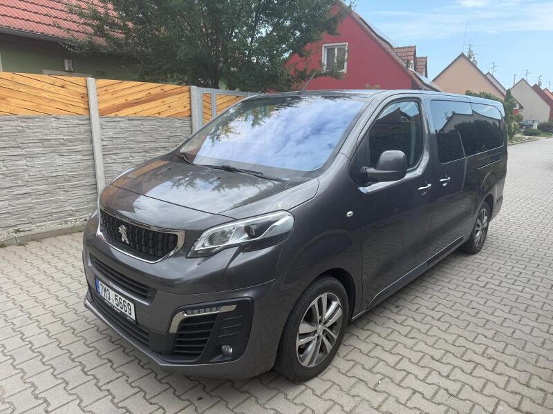 Peugeot Traveller