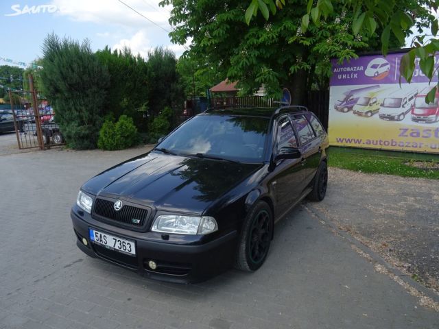 Škoda Octavia RS 1.8 i 20V Turbo 132kW