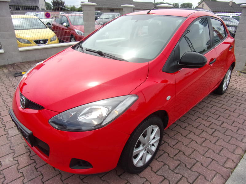 Mazda 2