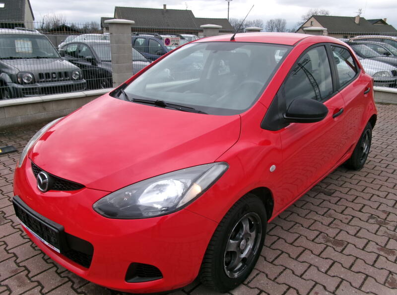 Mazda 2