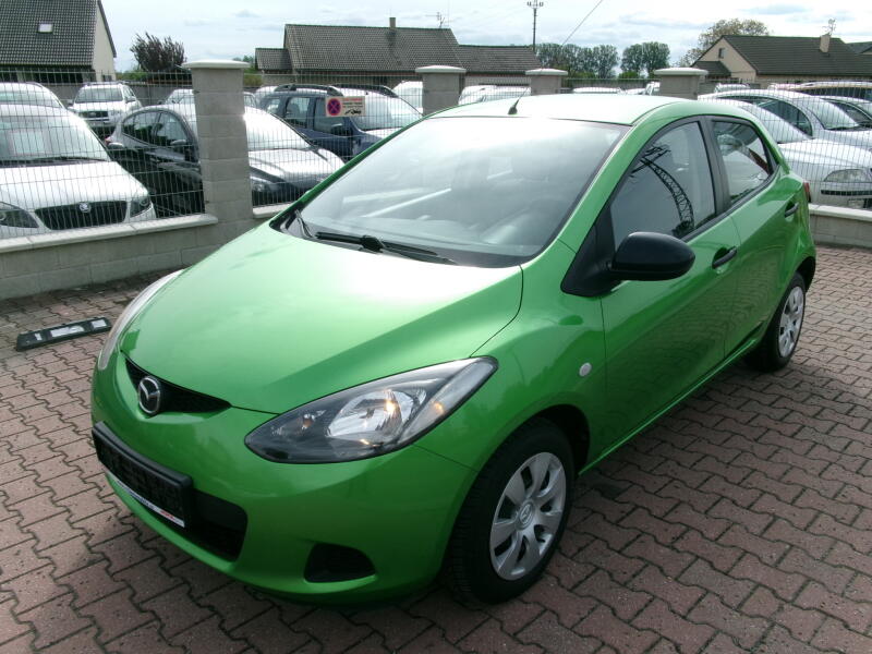 Mazda 2