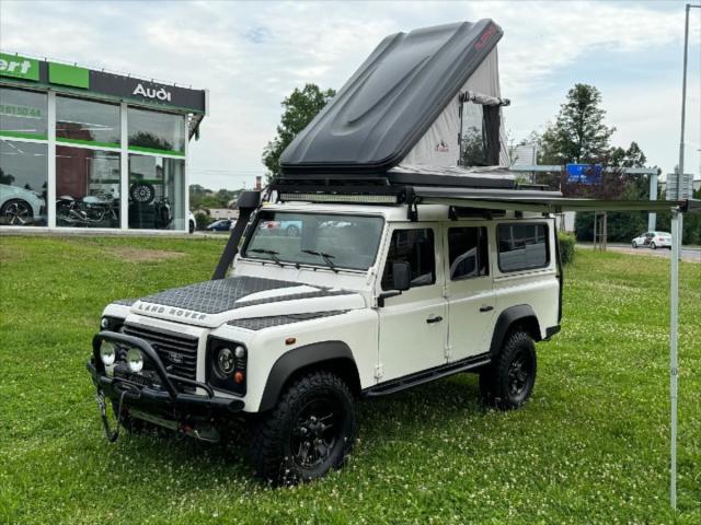 Land Rover Defender 2,4 TD4 110 Rough St. Wagon 24