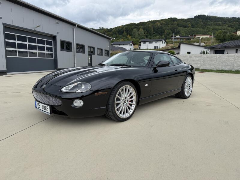 Jaguar XKR