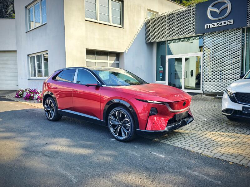 Mazda CX-6e
