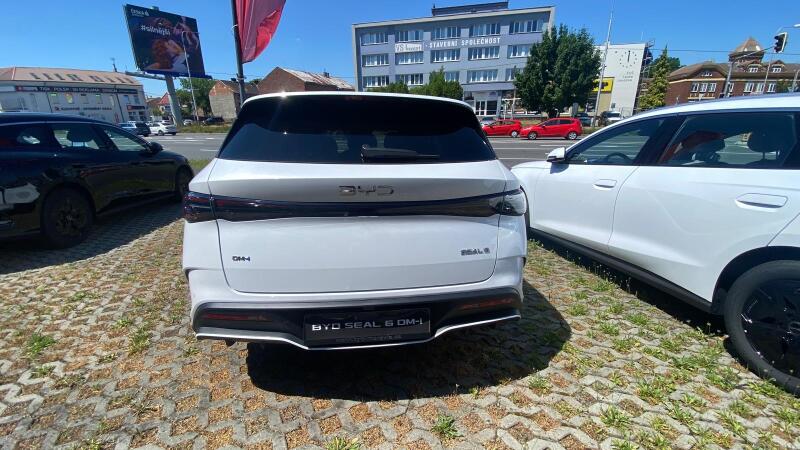 BYD Seal 6