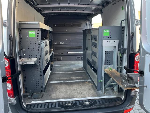 Volkswagen Crafter 2,0 TDi80KW,Dílna BOTT,Svěrák,