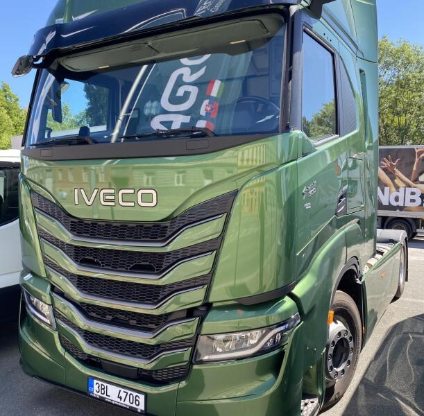 Iveco S-WAY