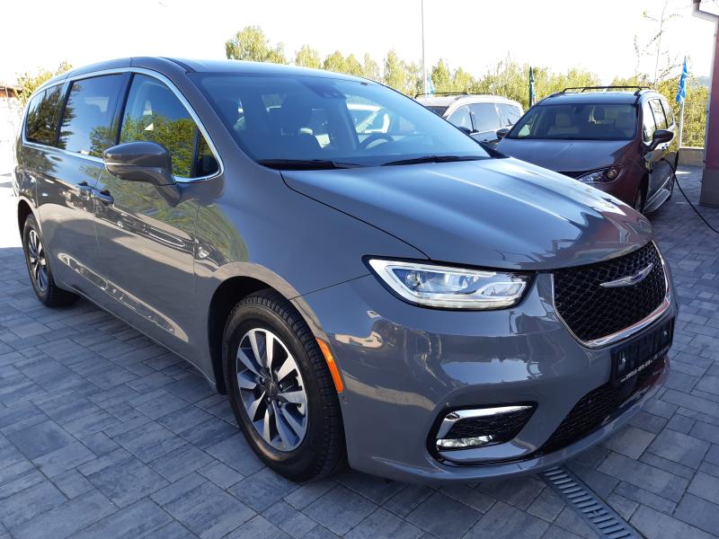 Chrysler Pacifica