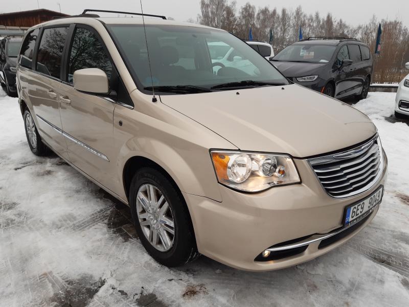 Chrysler Town & Country