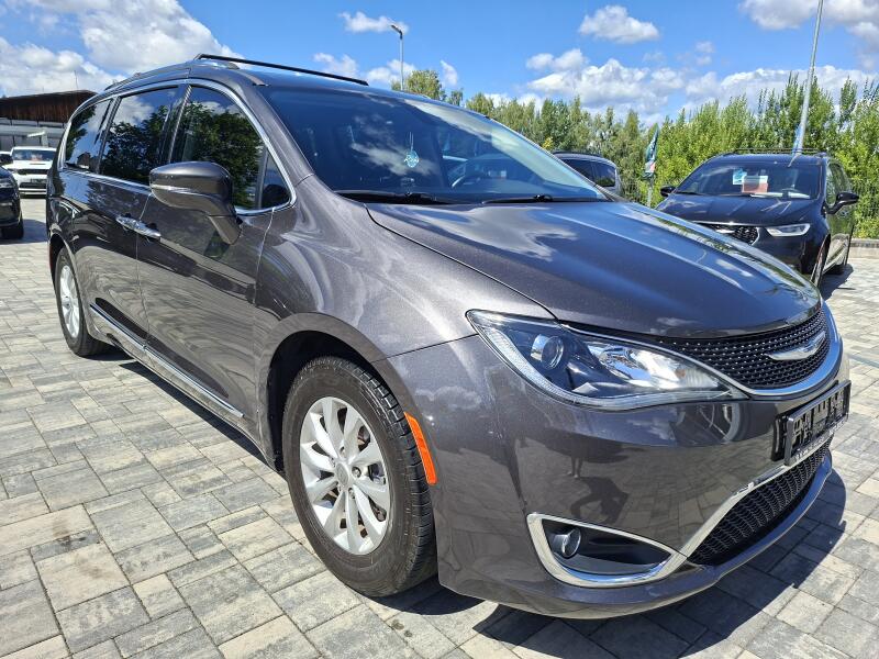 Chrysler Pacifica