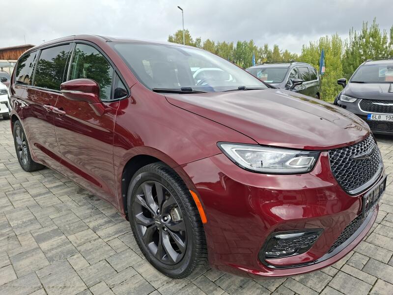 Chrysler Pacifica