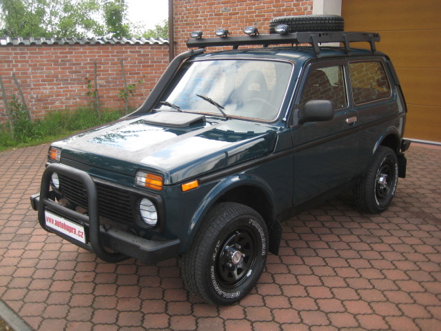 Lada Niva 1.7i 2121 4X4 1.MAJ. SERVISKA