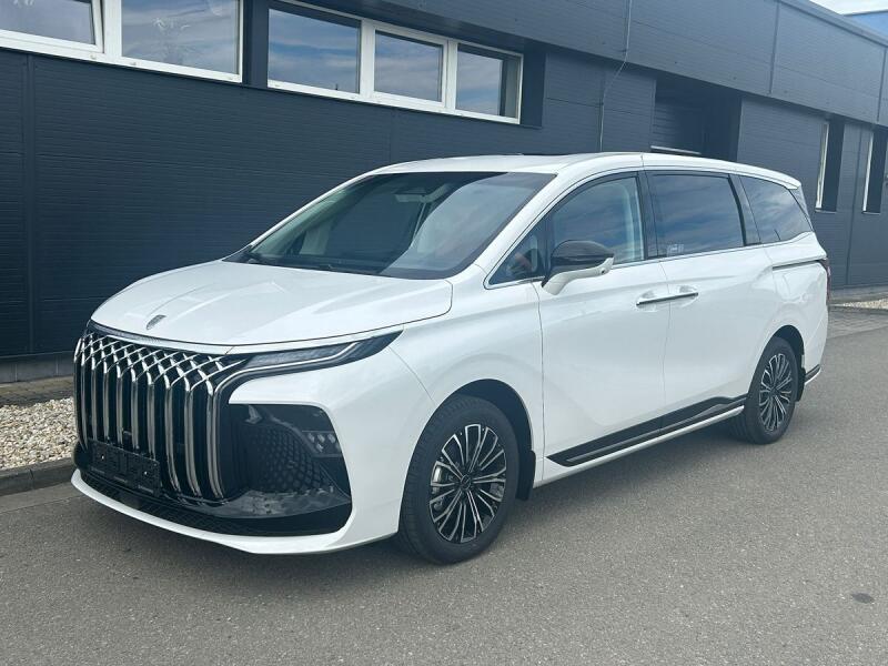 Dongfeng U-Tour