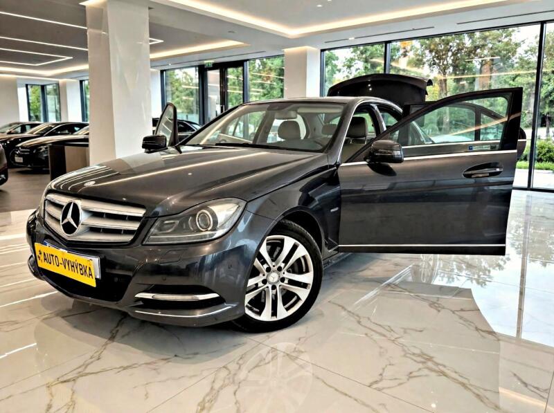 Mercedes-Benz Triedy C