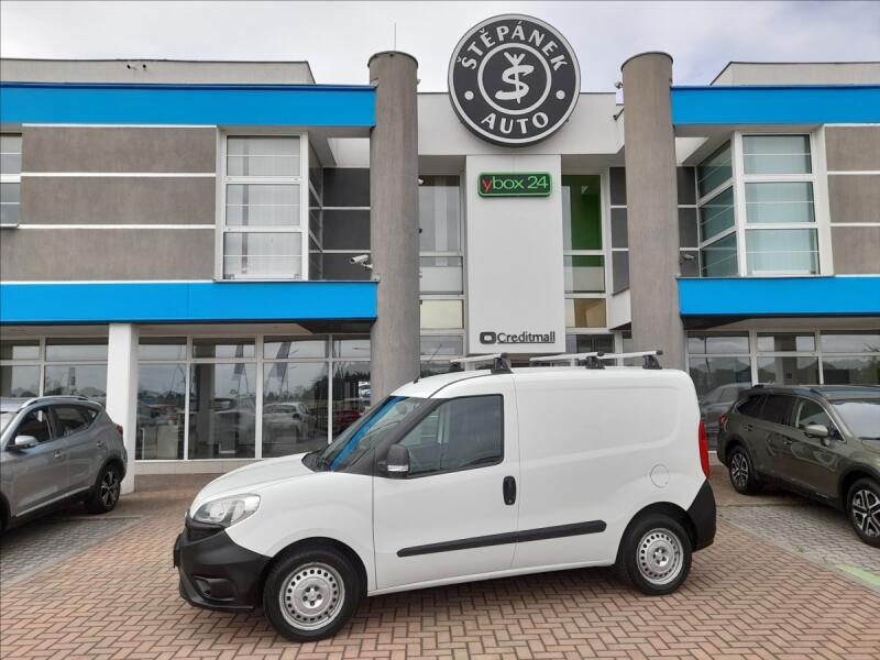 Fiat Dobl�