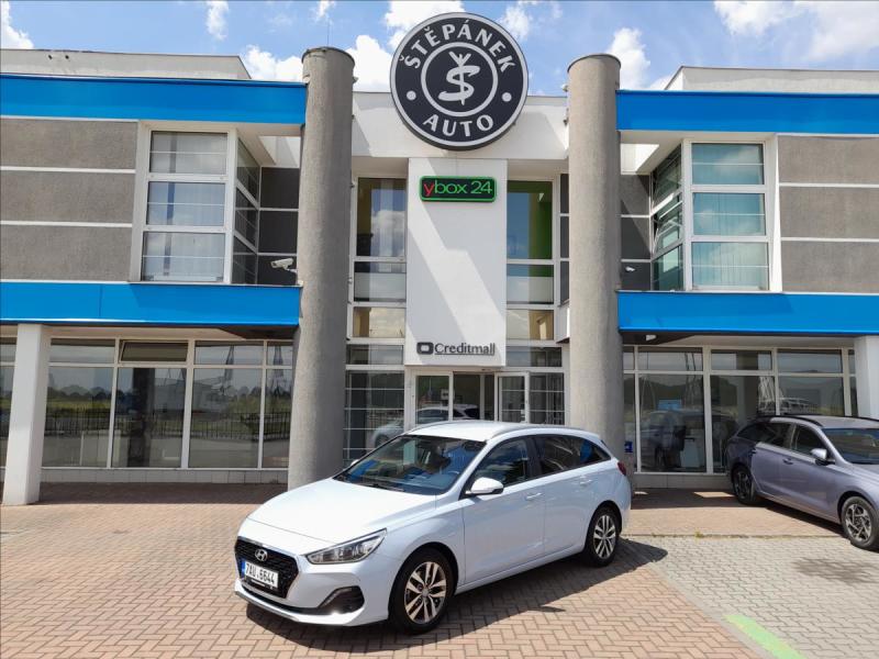 Hyundai i30 1,0 T-GDi Tricolor Komfort - fotografie inzerátu