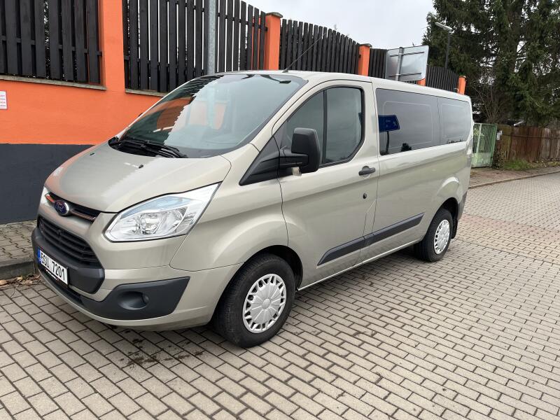 Ford Tourneo Custom