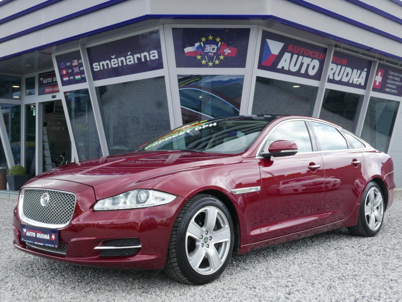 Jaguar XJ